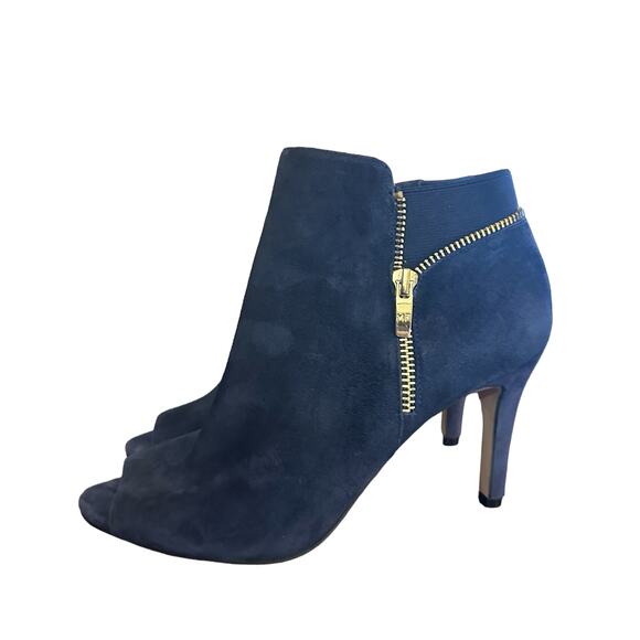Marc Fisher Women's Blue Suede Serenity Peep Toe zip ankle wide width shoes 8W - Picture 2 of 13